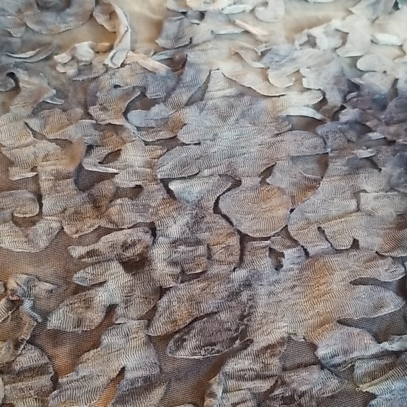 Snoskins blue sleeveless tank - Picture 3 of 5